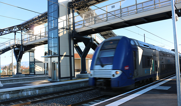 Train-Bourgoin-gare