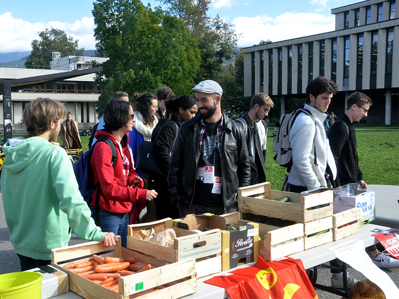PCF Isère. Opération vente solidaire des fruits et légumes ce week-end