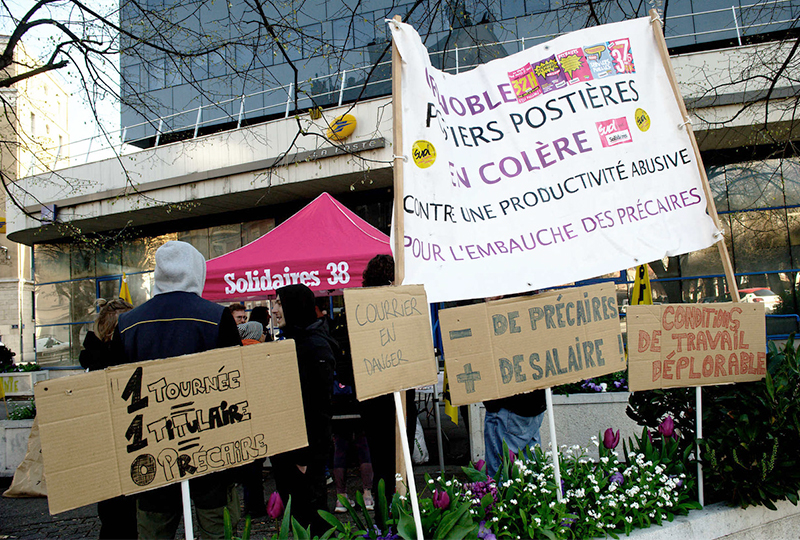 Grève des facteurs à la poste de Grenoble