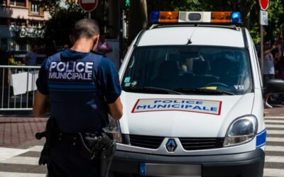 Échirolles. Un policier municipal blessé par un homme à trottinette, Amandine Demore déterminée à « maintenir la sécurité publique »