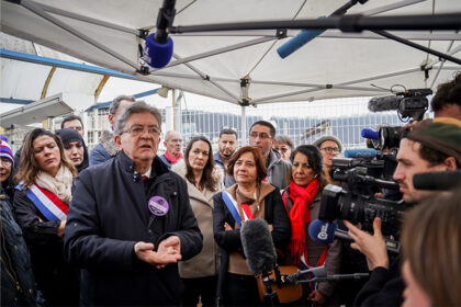 image article Pont-de-Claix. Jean-Luc Mélenchon à la rencontre des salariés de Vencorex