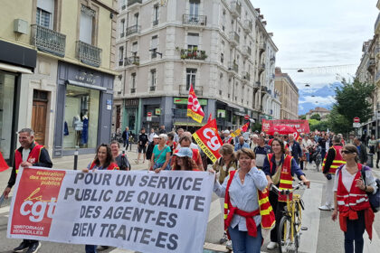 image article Annonces de Bayrou : « une année noire » et « une déclaration de guerre », selon la CGT