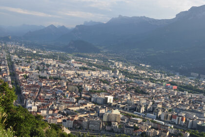 image article Municipales 2026. Vers un accord souterrain entre la droite et le RN ?