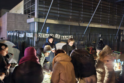 image article Grenoble. Après une nuit sous la tente devant le collège Vercors, une mise à l’abri temporaire « mais rien de réglé »