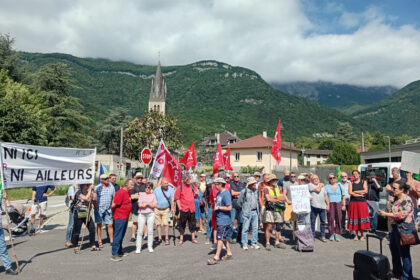 image article Le Touvet. La dignité des manifestants face aux soutiens à des criminels de l’OAS
